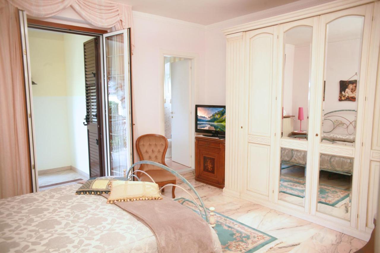 Villa Cecilia B&B Cellole Esterno foto