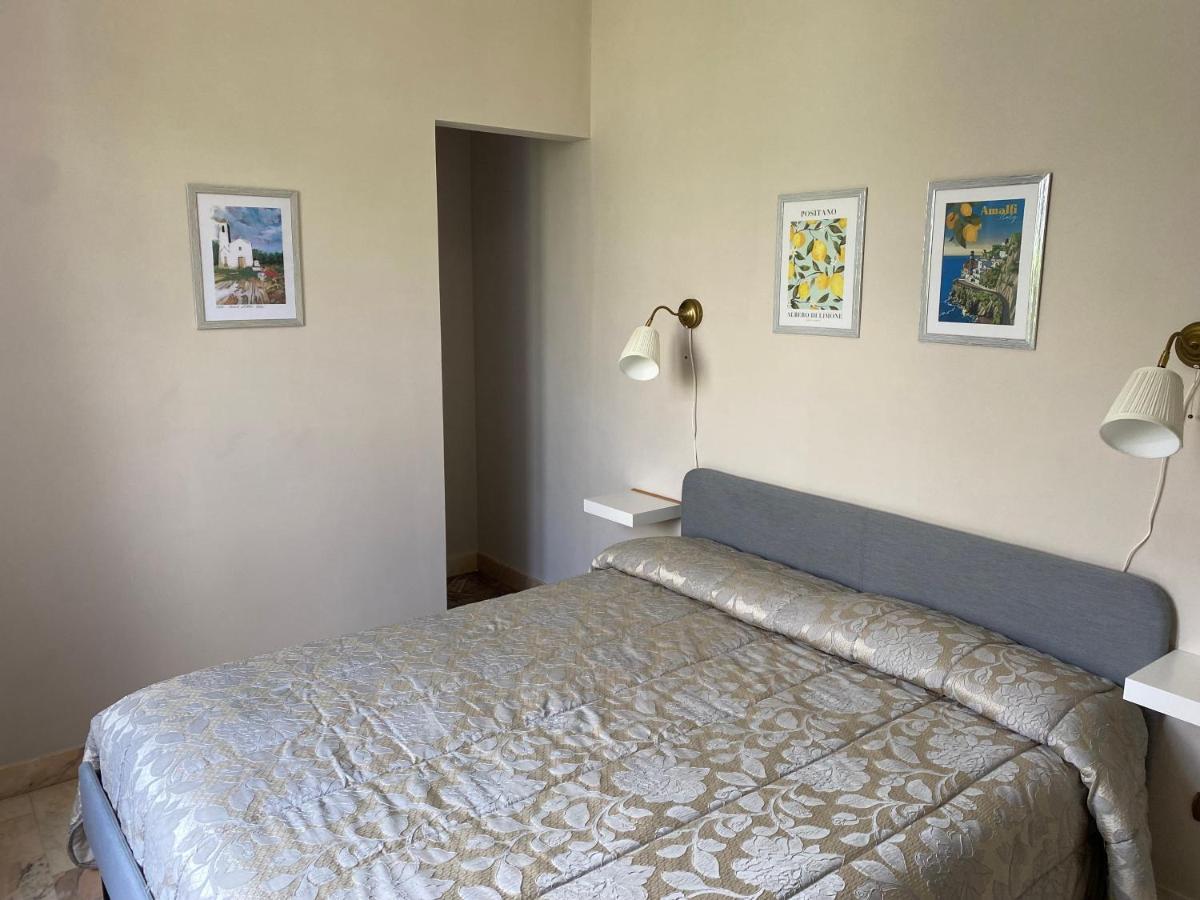 Villa Cecilia B&B Cellole Esterno foto